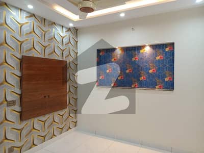 10 Marla Just Like Brand New Upper Portion For Rent (Original Pic'S Attached)