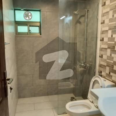 Brand New 4 Bed Apartment