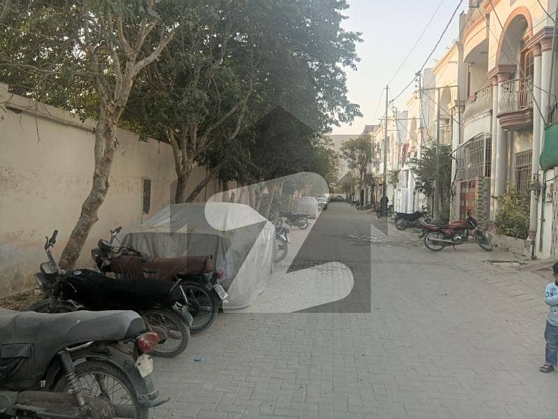 وائٹ ہاؤس گارڈن سوسائٹی سکیم 33,کراچی میں 5 مرلہ رہائشی پلاٹ 1.36 کروڑ میں برائے فروخت۔ وائٹ ہاؤس گارڈن سوسائٹی سکیم 33,کراچی میں 5 مرلہ رہائشی پلاٹ 1.36 کروڑ میں برائے فروخت۔