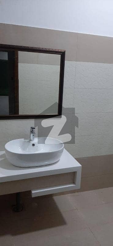 3 BED DD FLAT FOR SALE IN HASSAN SQUARE