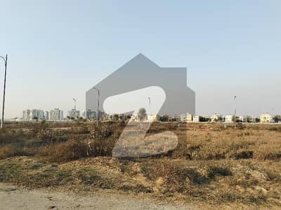 ڈی ایچ اے فیز9 پریزم - بلاک اے ڈی ایچ اے فیز9 پریزم,ڈی ایچ اے ڈیفینس,لاہور میں 1 کنال رہائشی پلاٹ 2.75 کروڑ میں برائے فروخت۔