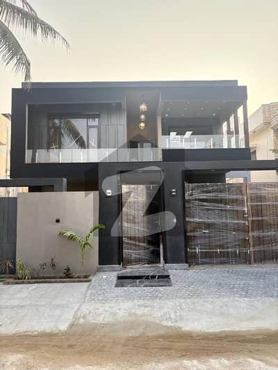 Like Brand New Extraordinary Renovated 500 Yard Banglow For Sale