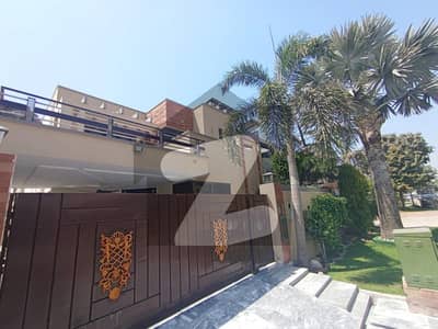 10 Marla Fully Renovated House for Sale Lake City Meadows (Hot Location)