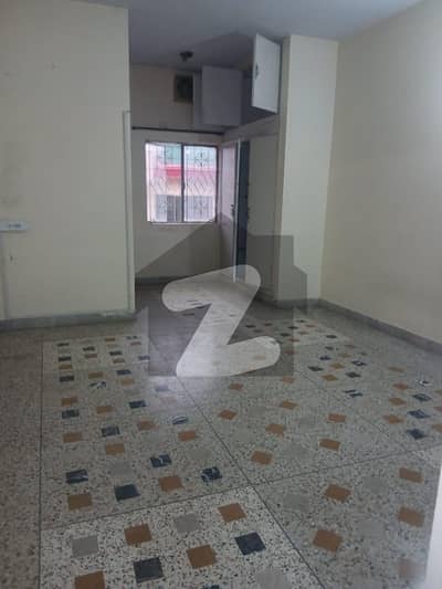 جی ۔ 10/1 جی ۔ 10,اسلام آباد میں 4 کمروں کا 14 مرلہ بالائی پورشن 1.0 لاکھ میں کرایہ پر دستیاب ہے۔