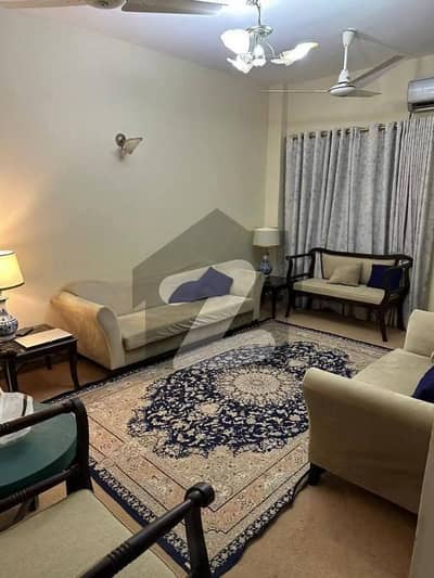 خالد بِن ولید روڈ کراچی میں 2 کمروں کا 5 مرلہ فلیٹ 2.5 کروڑ میں برائے فروخت۔