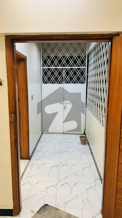 روفی لیک ڈرائیو اپارٹمنٹ کراچی میں 3 کمروں کا 9 مرلہ فلیٹ 1.6 کروڑ میں برائے فروخت۔