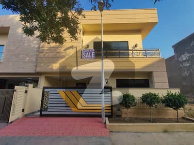 Spacious 7 Marla House Available For sale In Bahria Town Phase 8 - Usman Block