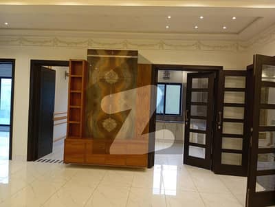 15 MARLA BRAND NEW LUXURY HOUSE FOR SALE