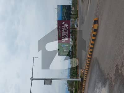 مارگلہ انکلیو اسلام آباد میں 1 کنال رہائشی پلاٹ 5.0 کروڑ میں برائے فروخت۔ مارگلہ انکلیو اسلام آباد میں 1 کنال رہائشی پلاٹ 5.0 کروڑ میں برائے فروخت۔