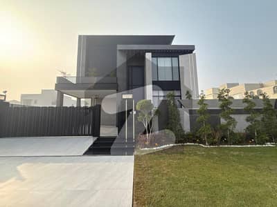 1 KANAL BRAND NEW MODERN AND DESIGNER HOUSE AVAILABLE AVAILABLE FOR SALE IN CLOSE TO NFC SOCIETY WITH PRIME LOCATION