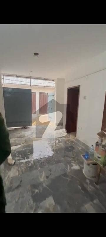 قاسم آباد حیدر آباد میں 5 کمروں کا 4 مرلہ مکان 1.1 کروڑ میں برائے فروخت۔