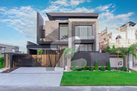 ڈی ایچ اے فیز 7 - بلاک ٹی فیز 7,ڈیفنس (ڈی ایچ اے),لاہور میں 5 کمروں کا 1 کنال مکان 10.5 کروڑ میں برائے فروخت۔