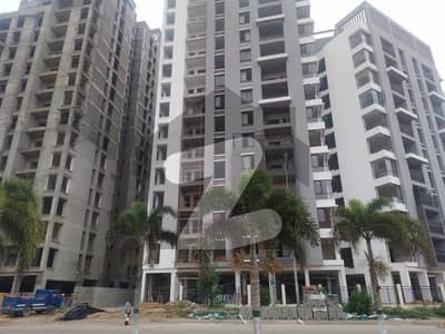 Prime Location Naya Nazimabad Flat Sized 1650 Square Feet
