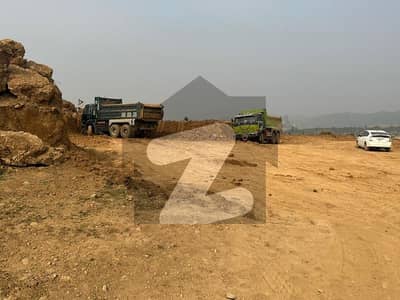 In C-15 Residential Plot Sized 1 Kanal For Sale