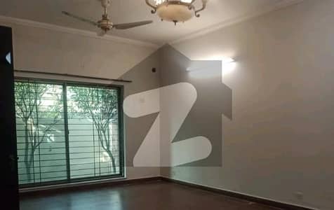 عسکری 10 - سیکٹر ایف عسکری 10,عسکری,لاہور میں 5 کمروں کا 17 مرلہ مکان 2.7 لاکھ میں کرایہ پر دستیاب ہے۔ عسکری 10 - سیکٹر ایف عسکری 10,عسکری,لاہور میں 5 کمروں کا 17 مرلہ مکان 2.7 لاکھ میں کرایہ پر دستیاب ہے۔