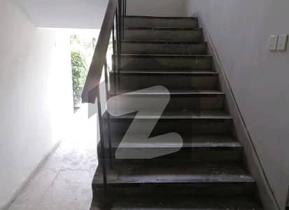 Flat Of 10 Marla Is Available For Sale In Askari 5