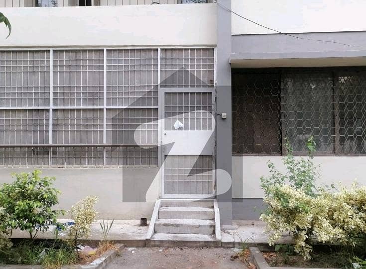 A Spacious 10 Marla Flat In Askari 5 A Spacious 10 Marla Flat In Askari 5