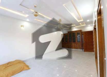 Ideal Main Double Road House In Islamabad Available For Sale