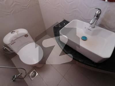 ڈریم گارڈن پرانا شجاع آباد روڈ,ملتان میں 3 کمروں کا 5 مرلہ مکان 2.5 کروڑ میں برائے فروخت۔