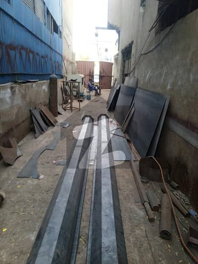 کورنگی ۔ سیکٹر 27 کورنگی انڈسٹریل ایریا,کورنگی,کراچی میں 3 کنال فیکٹری 20.5 کروڑ میں برائے فروخت۔