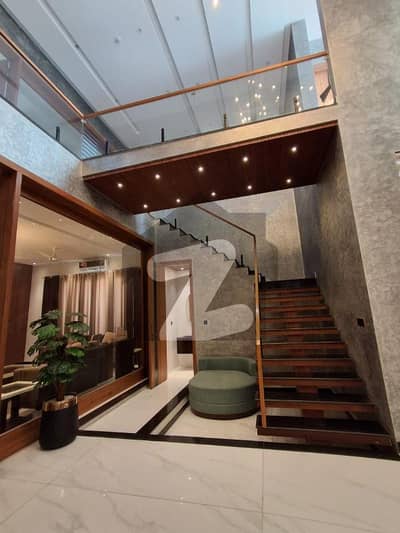 ڈی ایچ اے فیز9 پریزم - بلاک کے ڈی ایچ اے فیز9 پریزم,ڈی ایچ اے ڈیفینس,لاہور میں 6 کمروں کا 1 کنال مکان 12.0 کروڑ میں برائے فروخت۔