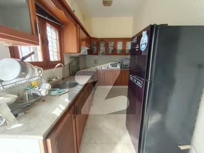 UPPER PORTION FOR RENT IN F-7