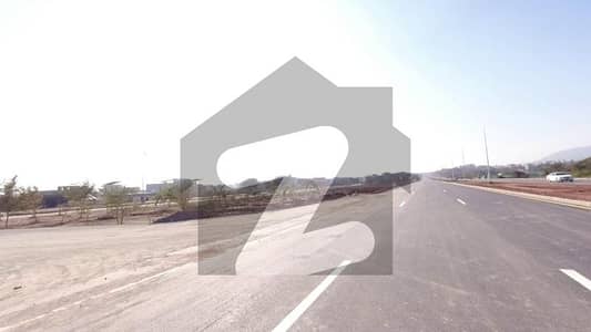 D block 5 marla plot available