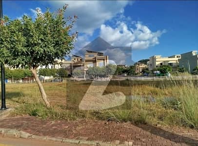 بحریہ انکلیو - سیکٹر این بحریہ انکلیو,بحریہ ٹاؤن,اسلام آباد میں 8 مرلہ رہائشی پلاٹ 1.15 کروڑ میں برائے فروخت۔