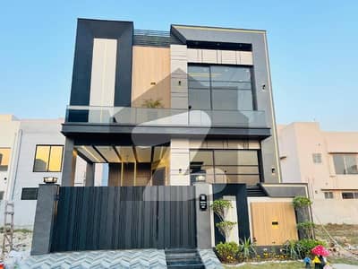 ڈی ایچ اے 9 ٹاؤن ڈیفنس (ڈی ایچ اے),لاہور میں 3 کمروں کا 5 مرلہ مکان 98.0 ہزار میں کرایہ پر دستیاب ہے۔ ڈی ایچ اے 9 ٹاؤن ڈیفنس (ڈی ایچ اے),لاہور میں 3 کمروں کا 5 مرلہ مکان 98.0 ہزار میں کرایہ پر دستیاب ہے۔