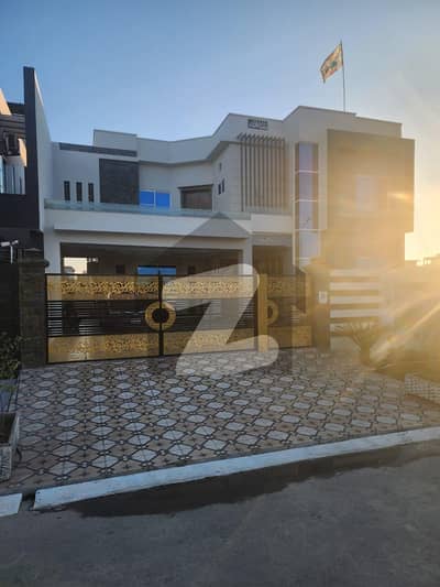 ڈی ایچ اے فیز 1 ۔ سیکٹر ایم ڈی ایچ اے فیز 1,ڈی ایچ اے ڈیفینس,ملتان میں 5 کمروں کا 1 کنال مکان 4.0 کروڑ میں برائے فروخت۔ ڈی ایچ اے فیز 1 ۔ سیکٹر ایم ڈی ایچ اے فیز 1,ڈی ایچ اے ڈیفینس,ملتان میں 5 کمروں کا 1 کنال مکان 4.0 کروڑ میں برائے فروخت۔