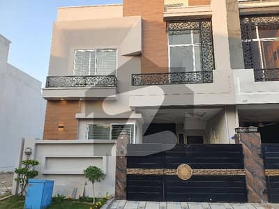 5 Marla Brand New House