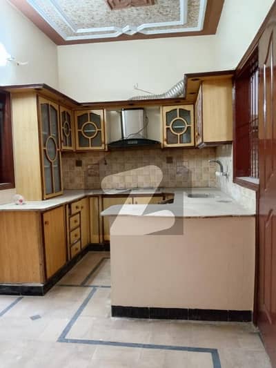 گلستانِِ جوہر ۔ بلاک 12 گلستانِ جوہر,کراچی میں 5 کمروں کا 3 مرلہ مکان 2.25 کروڑ میں برائے فروخت۔ گلستانِِ جوہر ۔ بلاک 12 گلستانِ جوہر,کراچی میں 5 کمروں کا 3 مرلہ مکان 2.25 کروڑ میں برائے فروخت۔