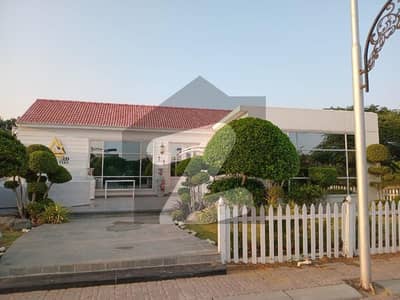 URGENT SALE AL-JADEED GULF CLUB 200 SQUARE YARDS PLOTS FOR SALE