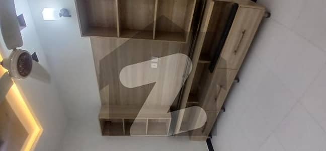 ایف ۔ 11 اسلام آباد میں 4 کمروں کا 14 مرلہ زیریں پورشن 1.3 لاکھ میں کرایہ پر دستیاب ہے۔