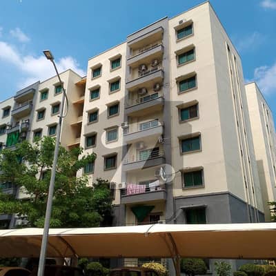 10 MARLA 3 BEDROOM APARTMENT AVAILABLE FOR SALE