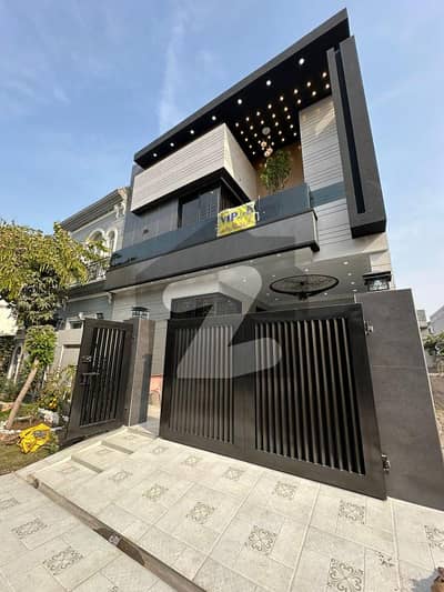 پارک ویو سٹی لاہور میں 4 کمروں کا 5 مرلہ مکان 2.35 کروڑ میں برائے فروخت۔