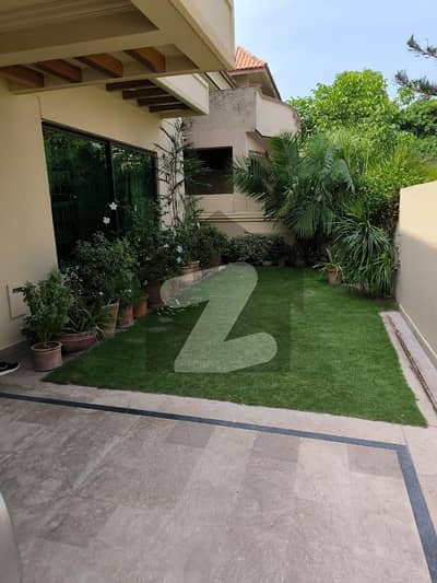 ای ۔ 11 اسلام آباد میں 6 کمروں کا 1 کنال مکان 14.25 کروڑ میں برائے فروخت۔