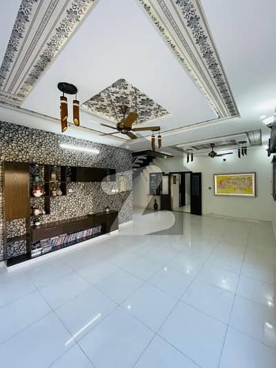 ڈی ایچ اے ڈیفینس فیز 1 ڈی ایچ اے ڈیفینس,اسلام آباد میں 4 کمروں کا 10 مرلہ مکان 4.4 کروڑ میں برائے فروخت۔ ڈی ایچ اے ڈیفینس فیز 1 ڈی ایچ اے ڈیفینس,اسلام آباد میں 4 کمروں کا 10 مرلہ مکان 4.4 کروڑ میں برائے فروخت۔