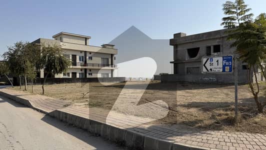 بحریہ ٹاؤن فیز 8 ۔ سیکٹر ایف - 3 بحریہ ٹاؤن فیز 8,بحریہ ٹاؤن راولپنڈی,راولپنڈی میں 10 مرلہ رہائشی پلاٹ 74.0 لاکھ میں برائے فروخت۔