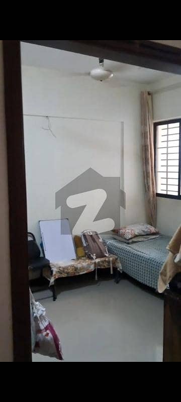 Prime Location Flat In Mehmoodabad