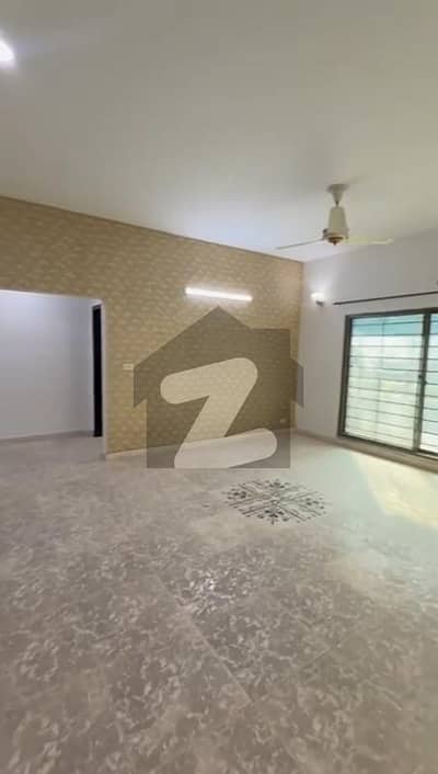 3 Bed Room Apartments For Sale In Askari 11 Lahore