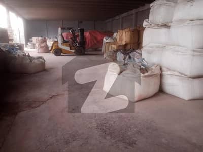 آئی ۔ 9 اسلام آباد میں 2 کنال گودام 11.0 لاکھ میں کرایہ پر دستیاب ہے۔