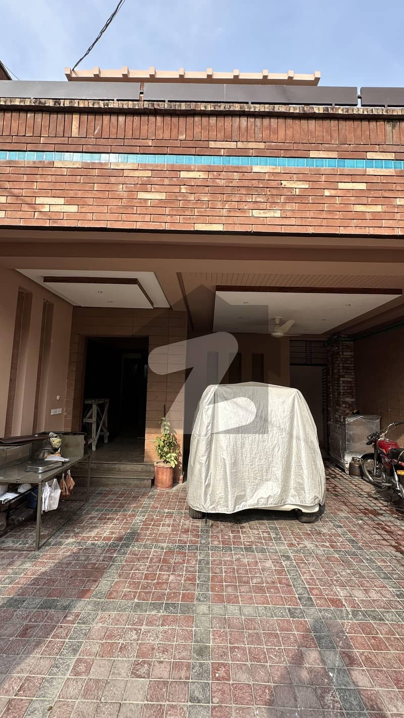 جیل روڈ لاہور میں 4 کمروں کا 12 مرلہ مکان 2.0 لاکھ میں کرایہ پر دستیاب ہے۔ جیل روڈ لاہور میں 4 کمروں کا 12 مرلہ مکان 2.0 لاکھ میں کرایہ پر دستیاب ہے۔