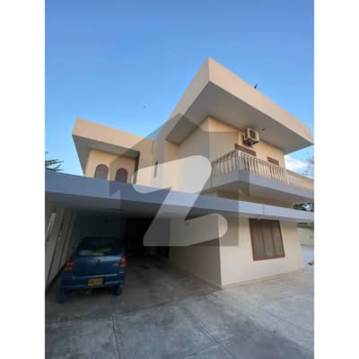 ڈی ایچ اے فیز 2 ڈی ایچ اے ڈیفینس,کراچی میں 7 کمروں کا 2 کنال مکان 28.0 کروڑ میں برائے فروخت۔