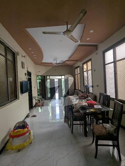 200 Square Yards Single Storey House For Sale Block 3a Gulistan-e-Jauhar