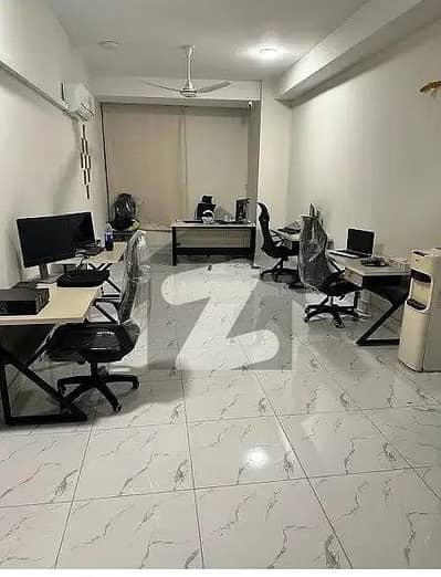 گلبرگ 3 گلبرگ,لاہور میں 2 مرلہ Studio دفتر 70.0 ہزار میں کرایہ پر دستیاب ہے۔