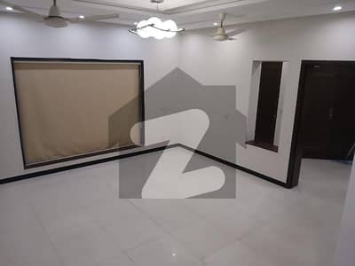 10 Marla Beautiful Owner Build House Available For Sale In Dha Phase 5 Hot Location