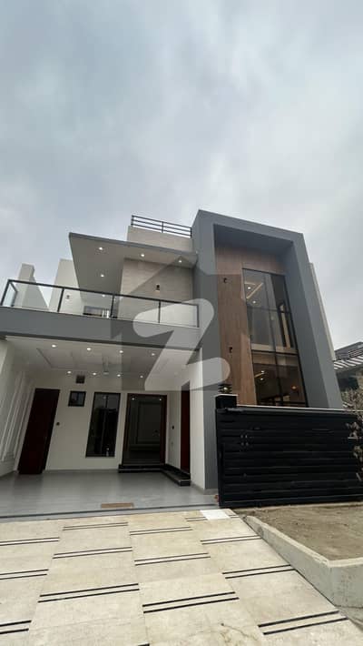 7 Marla Luxury house for sale