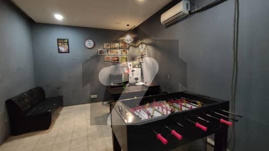 گلبرگ لاہور میں 1 مرلہ دفتر 22.0 ہزار میں کرایہ پر دستیاب ہے۔