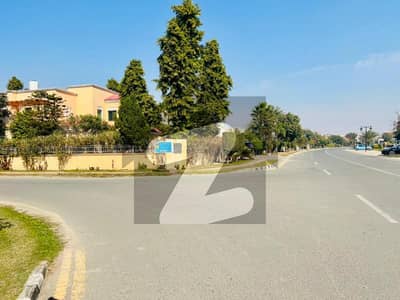18 Marla Residential Plot Available For Sale In Lake City Sector M-1